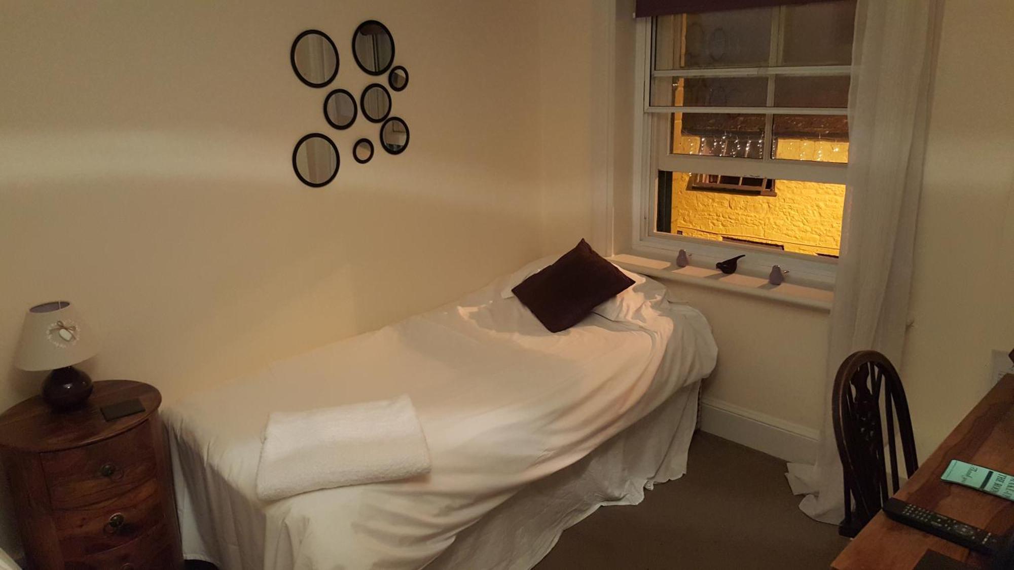 The Dolphin Hotel Wincanton Δωμάτιο φωτογραφία